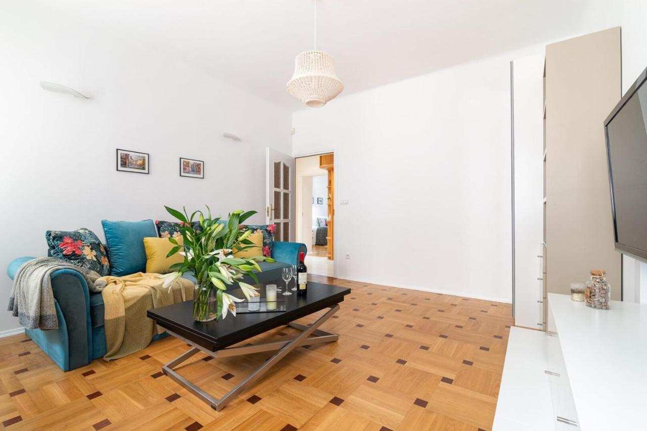 Rent Like Home - Mostowa 11 Varsó Kültér fotó